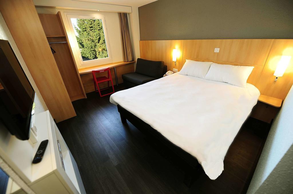 Ibis Lyon Est